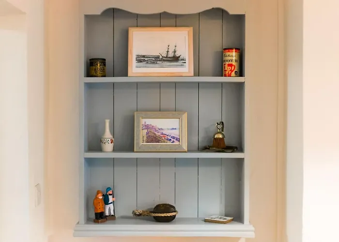 Host & Stay - Shoemakers Cottage