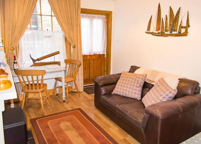 Host & Stay - Shoemakers Cottage